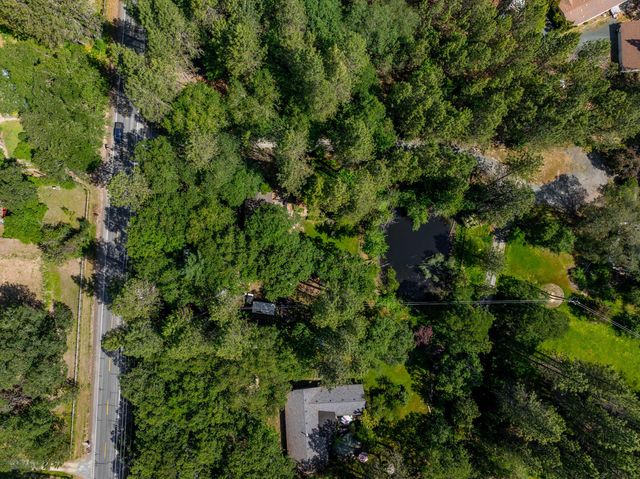 749 Plumtree Lane, Grants Pass, OR 97526