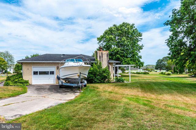 2 HERON ISLE CT, Ocean Pines, MD 21811