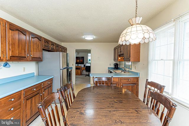 2 HERON ISLE CT, Ocean Pines, MD 21811