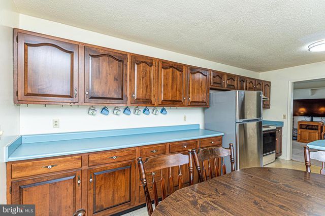 2 HERON ISLE CT, Ocean Pines, MD 21811