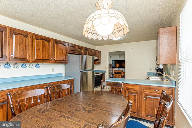 2 HERON ISLE CT, Ocean Pines, MD 21811