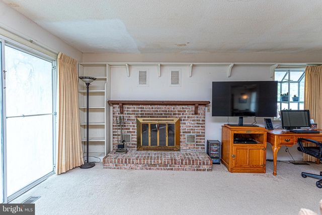2 HERON ISLE CT, Ocean Pines, MD 21811