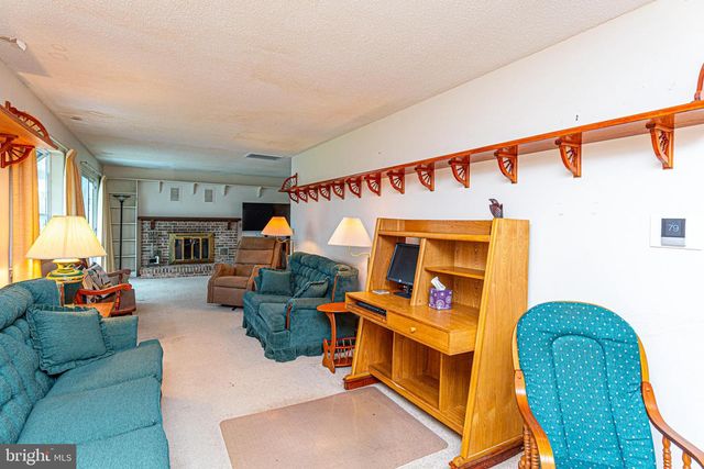 2 HERON ISLE CT, Ocean Pines, MD 21811