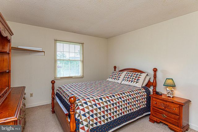 2 HERON ISLE CT, Ocean Pines, MD 21811