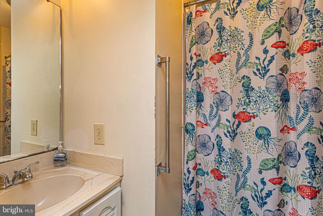 2 HERON ISLE CT, Ocean Pines, MD 21811