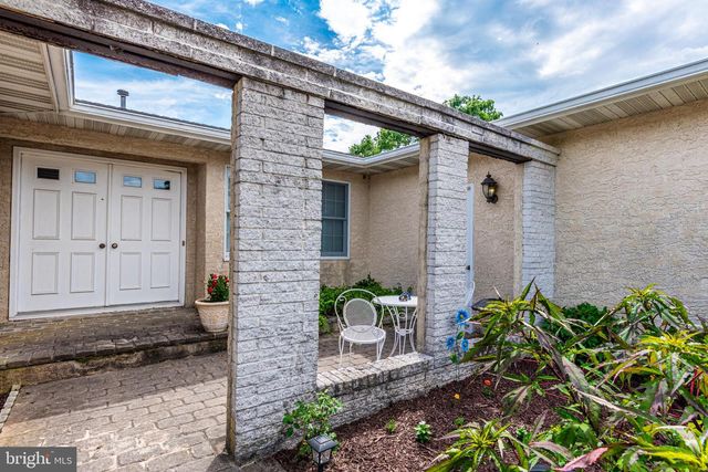 2 HERON ISLE CT, Ocean Pines, MD 21811