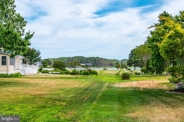 2 HERON ISLE CT, Ocean Pines, MD 21811