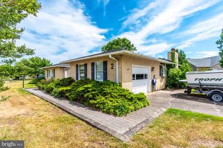 2 HERON ISLE CT, Ocean Pines, MD 21811