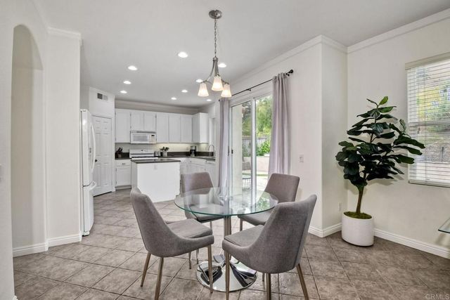 6057 Paseo Carreta, Carlsbad, CA 92009