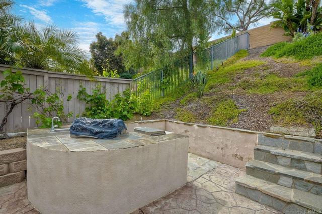 6057 Paseo Carreta, Carlsbad, CA 92009