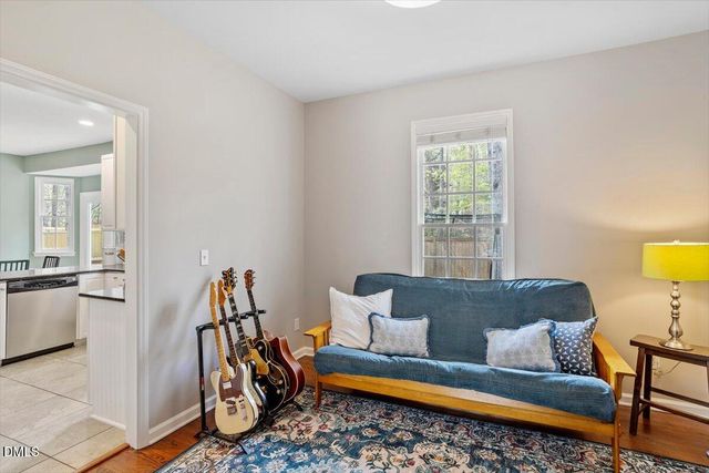 203 Cobblestone Drive, Chapel Hill, NC 27516