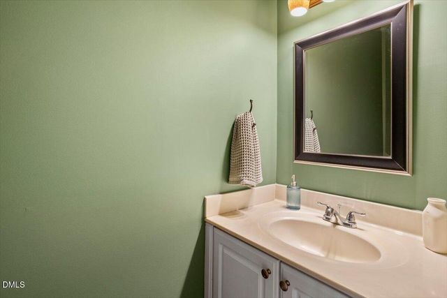 203 Cobblestone Drive, Chapel Hill, NC 27516