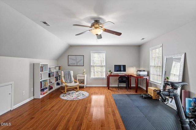 203 Cobblestone Drive, Chapel Hill, NC 27516