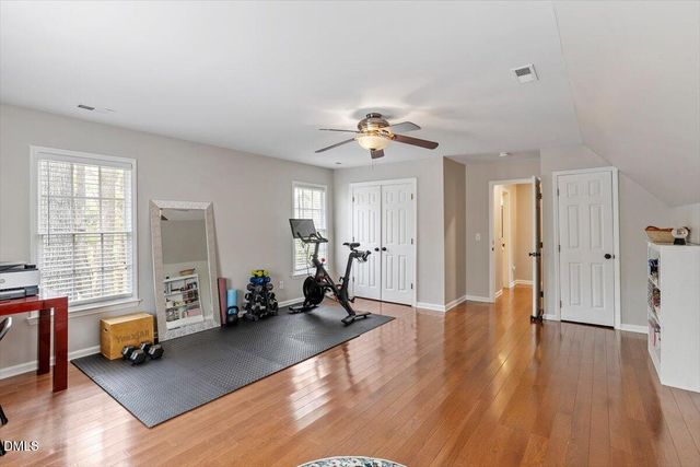 203 Cobblestone Drive, Chapel Hill, NC 27516