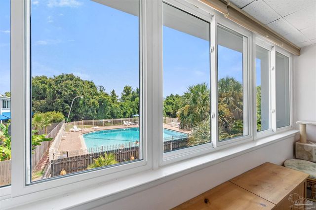 201 Pensacola Beach Rd C8, Gulf Breeze, FL 32561