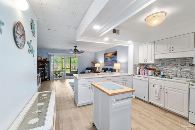 201 Pensacola Beach Rd C8, Gulf Breeze, FL 32561