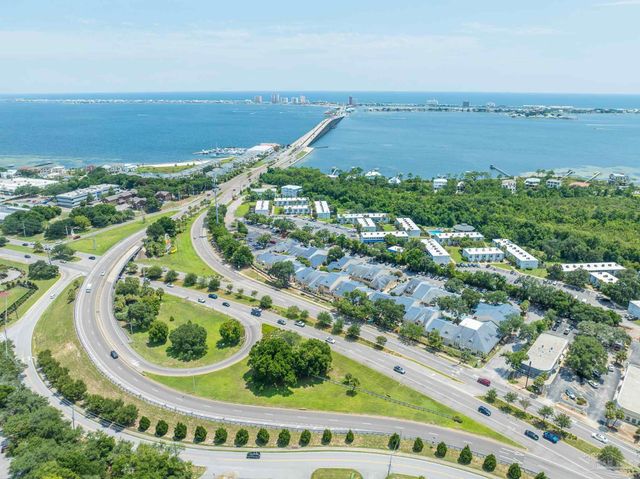 201 Pensacola Beach Rd C8, Gulf Breeze, FL 32561