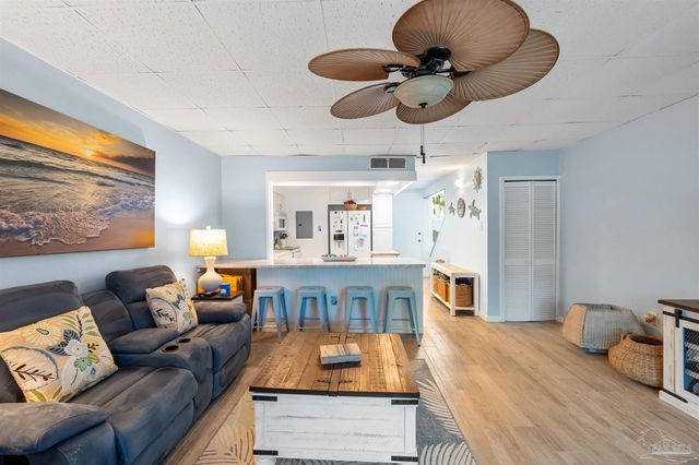 201 Pensacola Beach Rd C8, Gulf Breeze, FL 32561