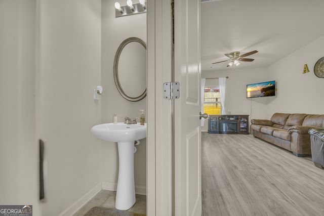 1229 Dianne Drive, Winder, GA 30680