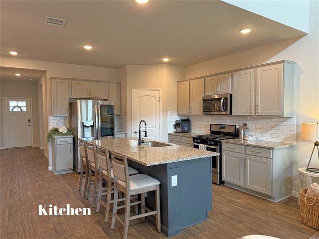 148 Callado CIR, San Marcos, TX 78666
