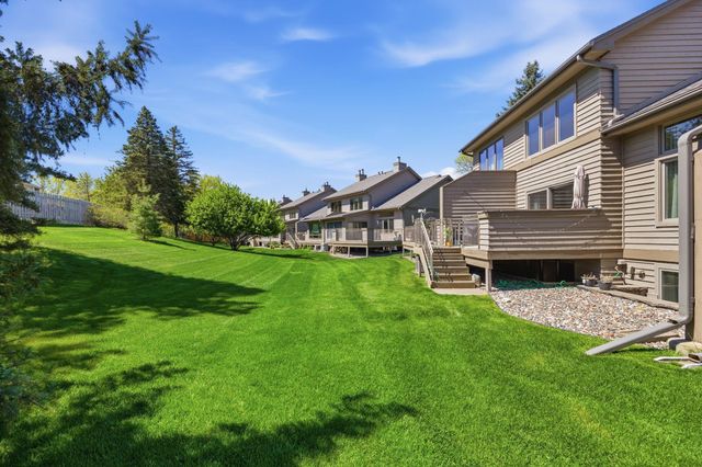 6263 Sequoia Circle, Eden Prairie, MN 55346
