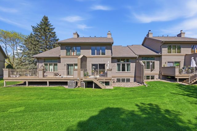 6263 Sequoia Circle, Eden Prairie, MN 55346