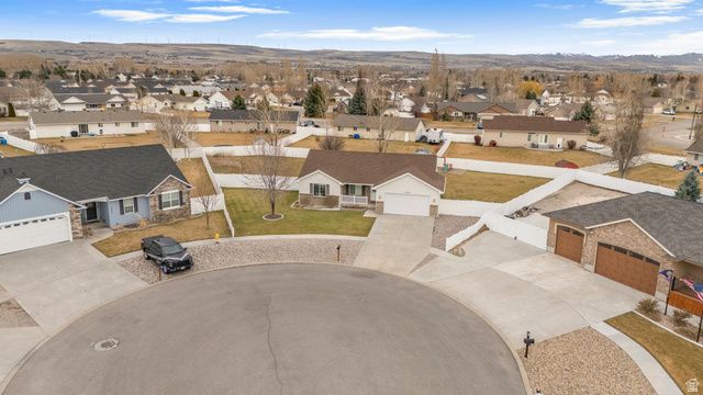 4268 LEWISTON PL, Idaho Falls, ID 83406