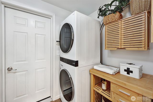 8828 238th Street SW #B4, Edmonds, WA 98026