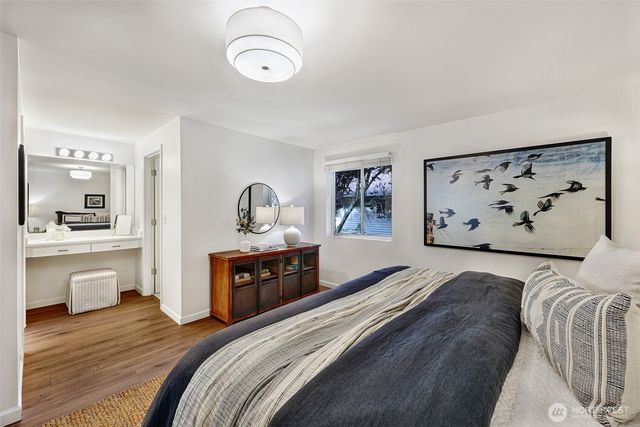 8828 238th Street SW #B4, Edmonds, WA 98026