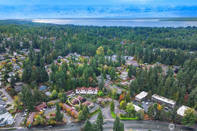 8828 238th Street SW #B4, Edmonds, WA 98026