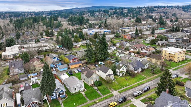 1524 Iron Street, Bellingham, WA 98225