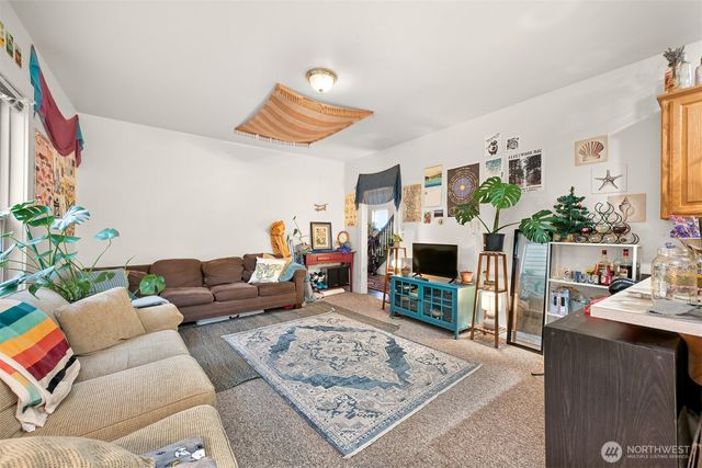 1524 Iron Street, Bellingham, WA 98225