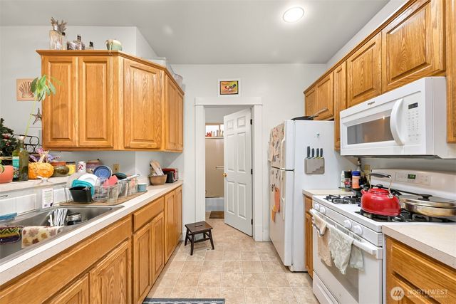 1524 Iron Street, Bellingham, WA 98225