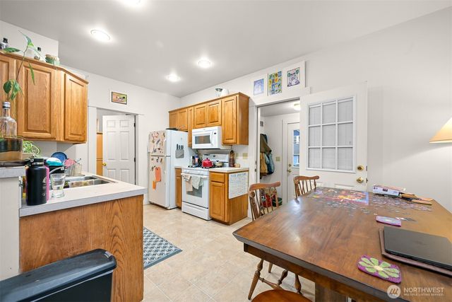 1524 Iron Street, Bellingham, WA 98225