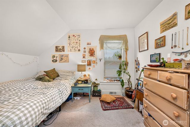 1524 Iron Street, Bellingham, WA 98225