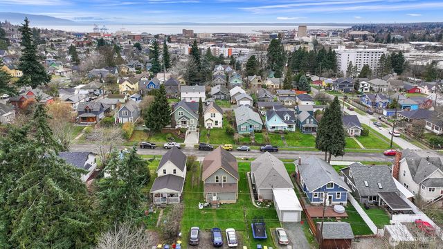 1524 Iron Street, Bellingham, WA 98225