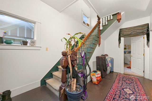 1524 Iron Street, Bellingham, WA 98225