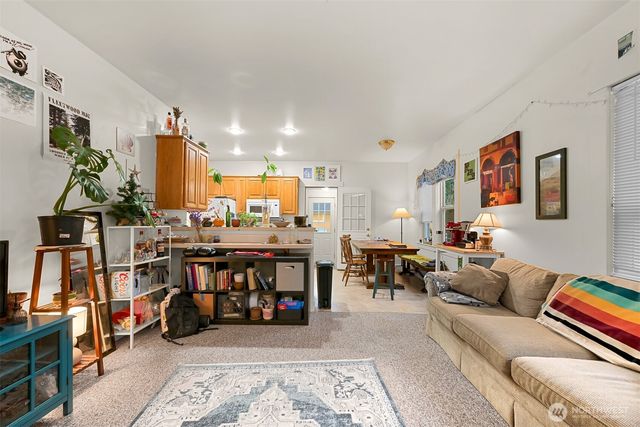 1524 Iron Street, Bellingham, WA 98225