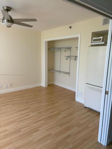 3520 Oaks Way 407, Pompano Beach, FL 33069