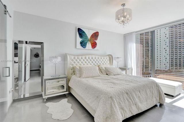 68 SE 6th St. 1203, Miami, FL 33131