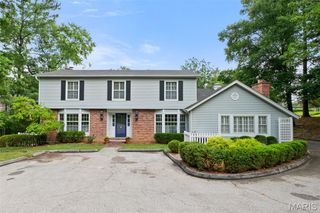 1826 S Mason Road, Town And Country, MO 63131