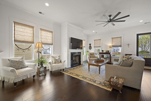 5117 Celtic Drive, North Charleston, SC 29405