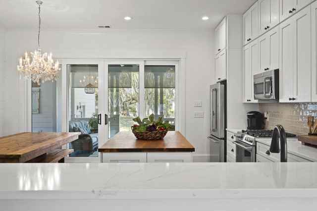 5117 Celtic Drive, North Charleston, SC 29405