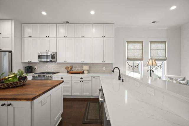 5117 Celtic Drive, North Charleston, SC 29405