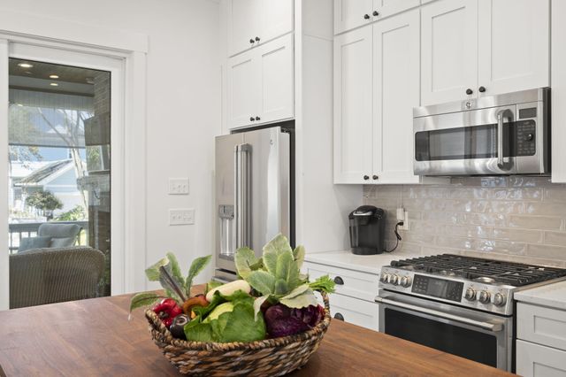 5117 Celtic Drive, North Charleston, SC 29405