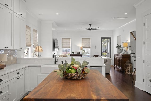 5117 Celtic Drive, North Charleston, SC 29405