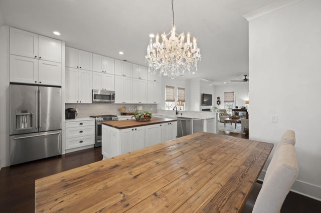 5117 Celtic Drive, North Charleston, SC 29405