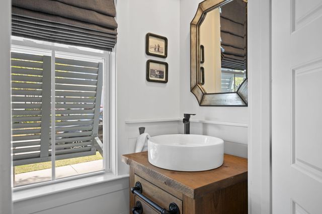 5117 Celtic Drive, North Charleston, SC 29405