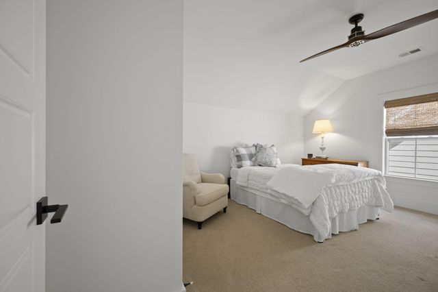 5117 Celtic Drive, North Charleston, SC 29405