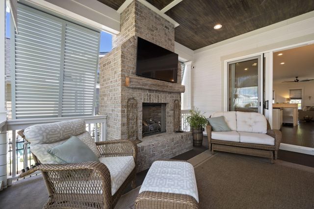 5117 Celtic Drive, North Charleston, SC 29405